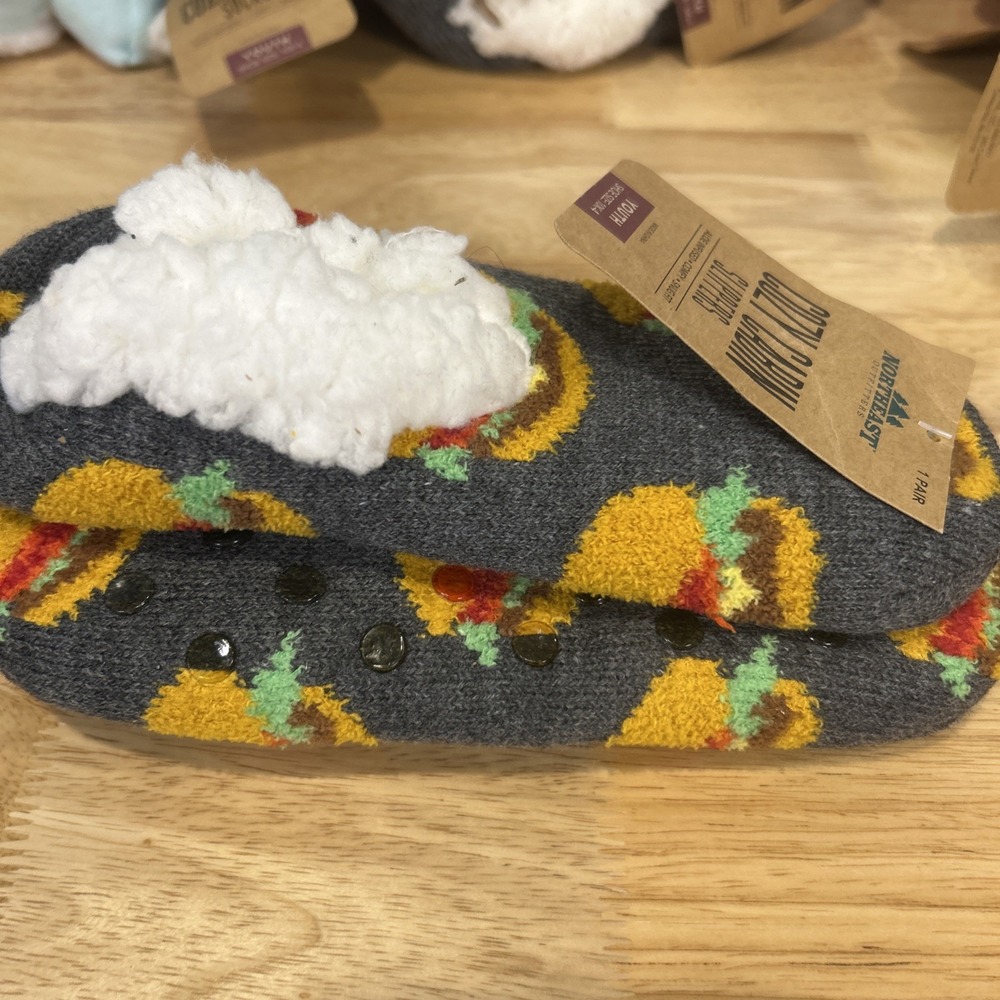 Northeast Outfitters Youth Cozy Cabin Crew Socks Slippers Small Hamburger 10k-4